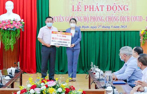 Hưng Thịnh Group mua 50.000 liều vaccine ủng hộ cho tỉnh Bình Định